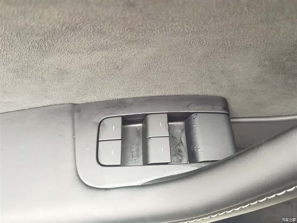 Tesla Model Y, 2022 9