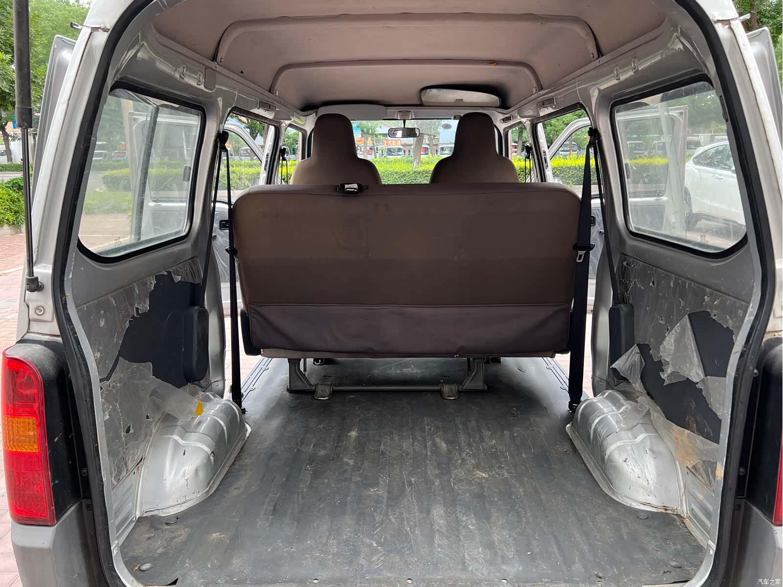 Wuling LSI, 2018 9
