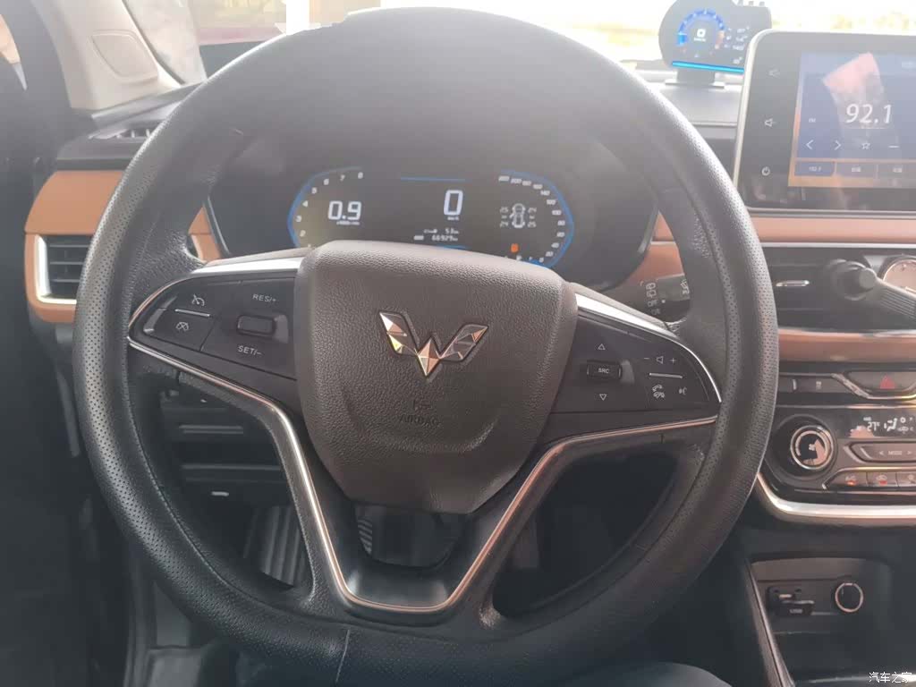 Wuling Hongguang, 2017 7