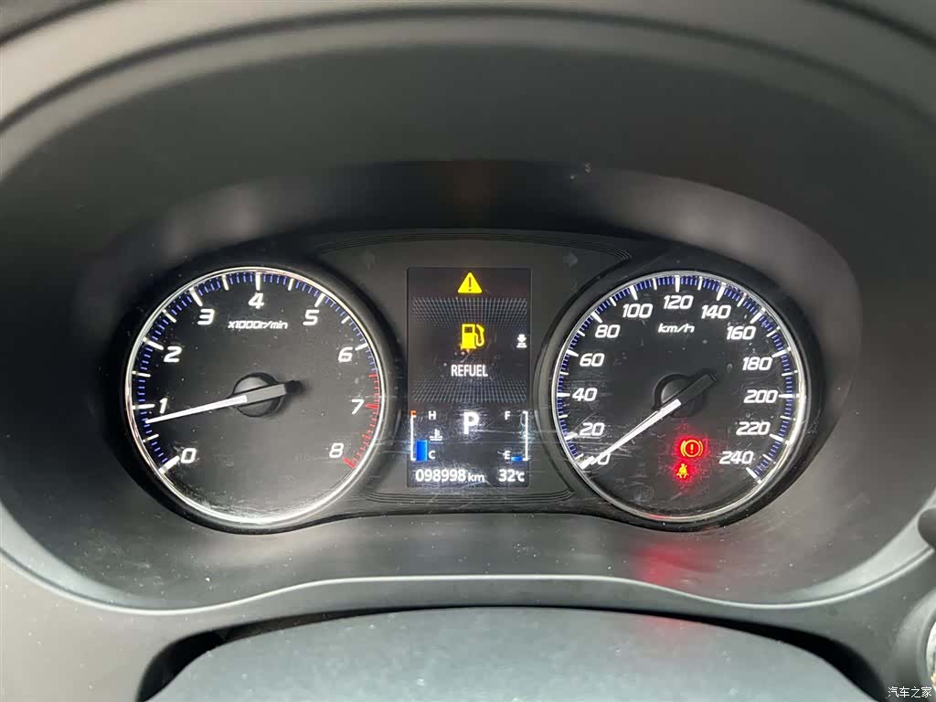 Mitsubishi Outlander, 2019 6