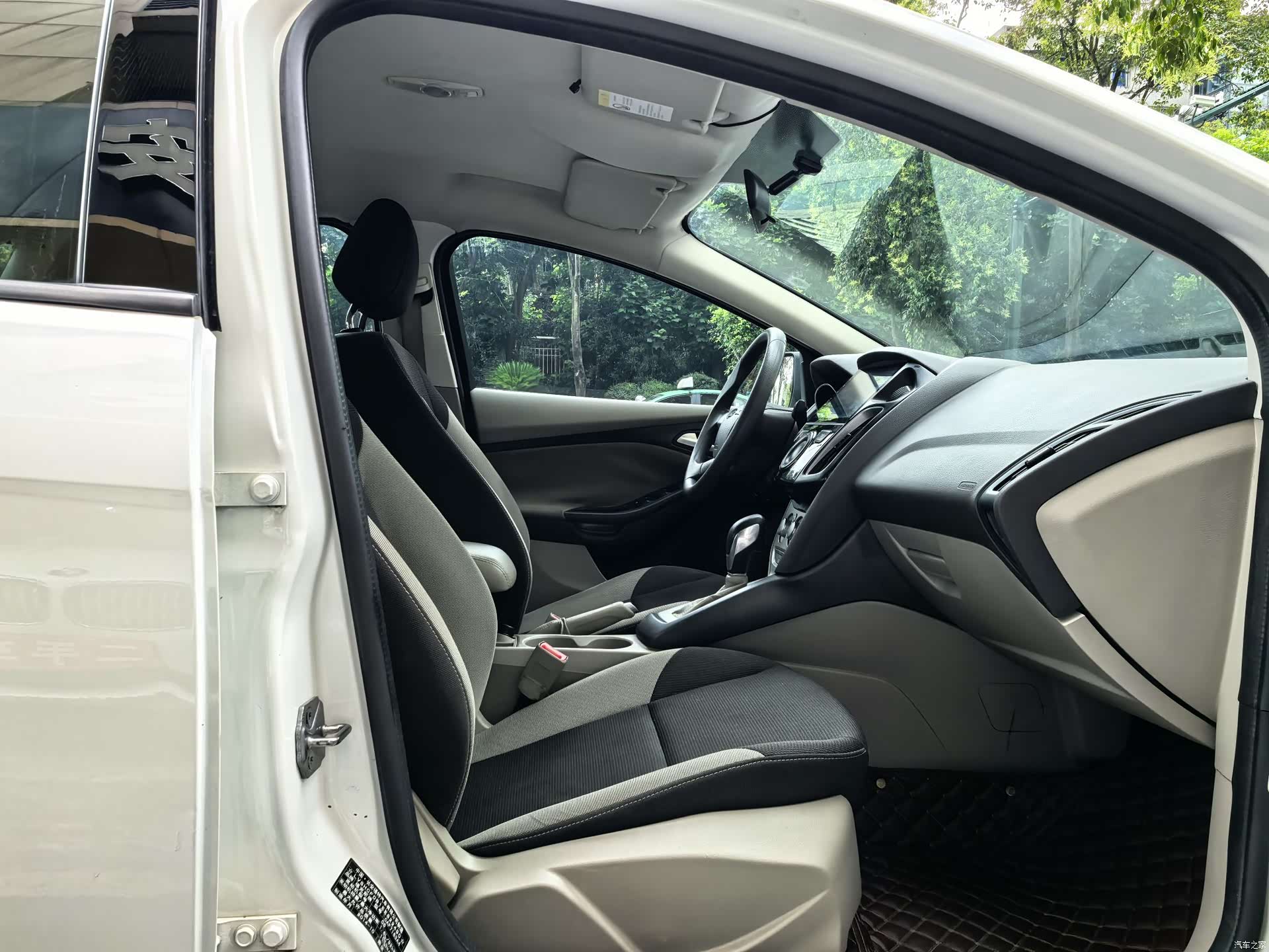 Ford Focus, 2014 15