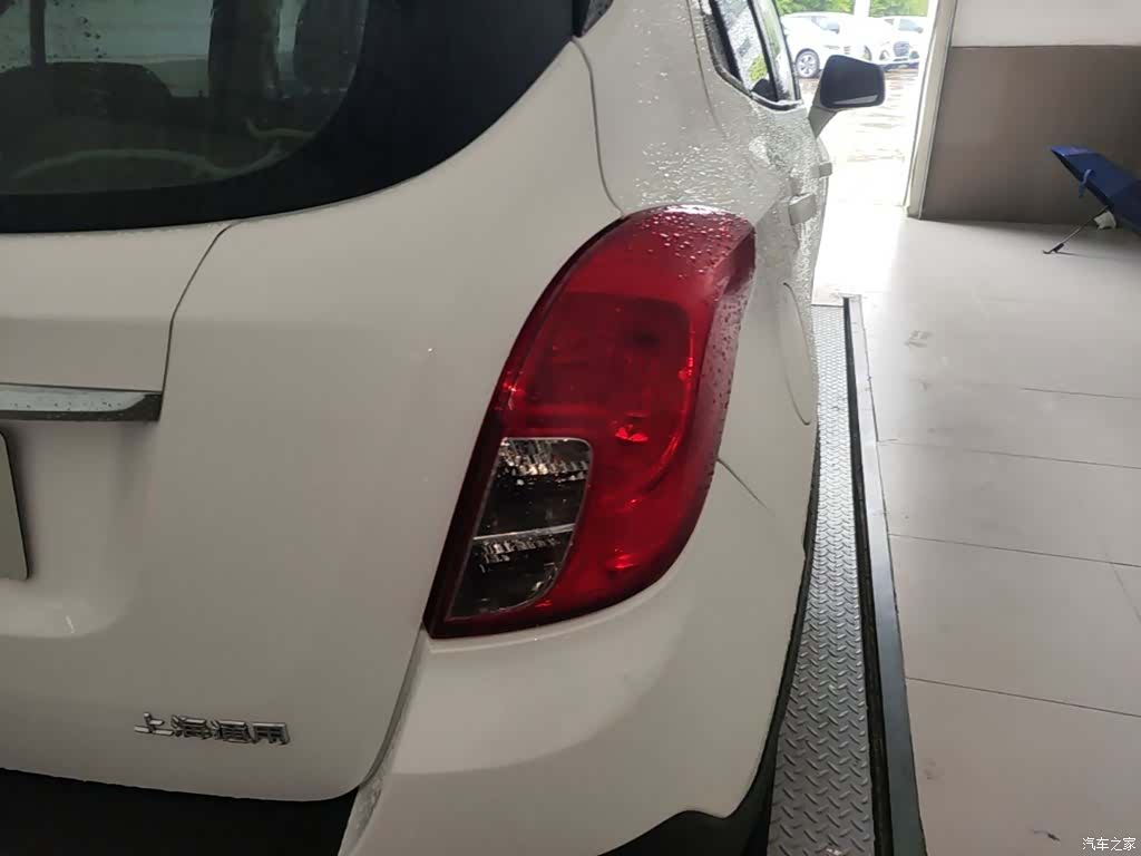 Buick Encore, 2016 8