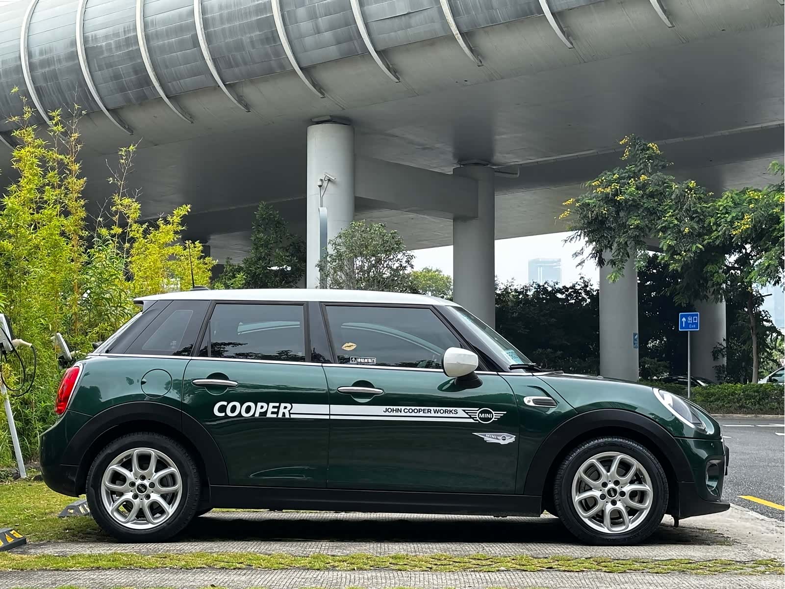 Mini ONE, 2020 7