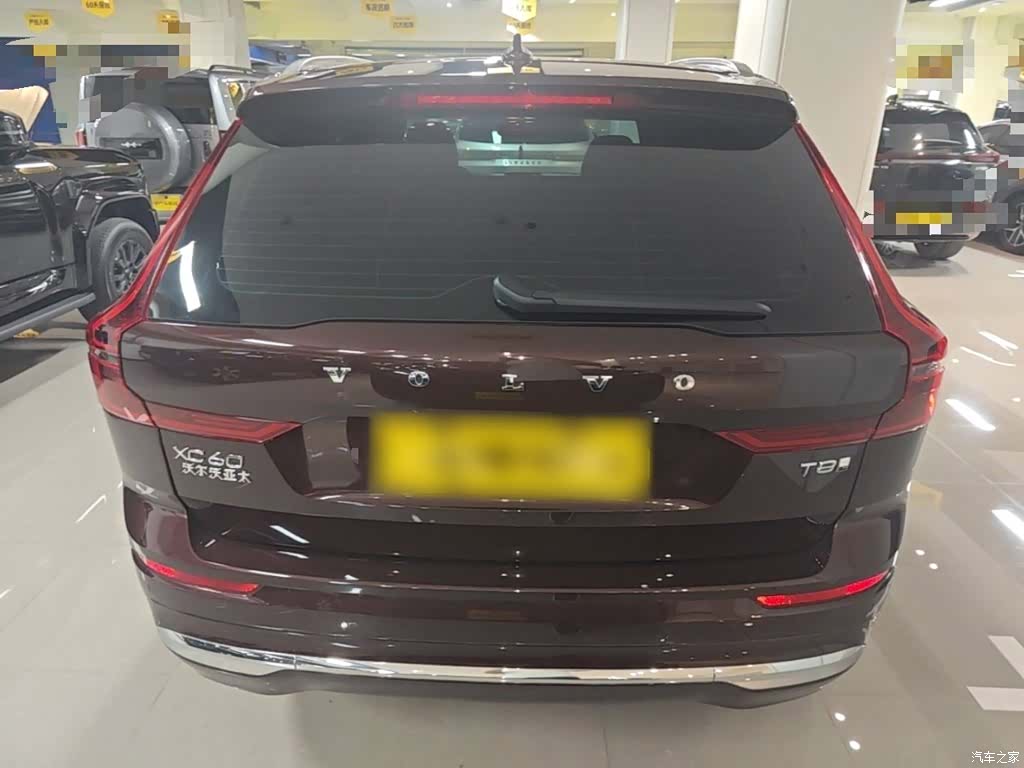 Volvo XC60, 2025 6