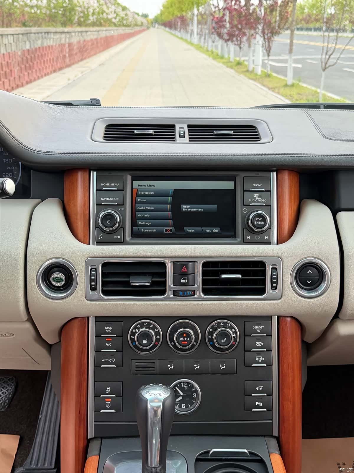 Land Rover Range Rover, 2012 8