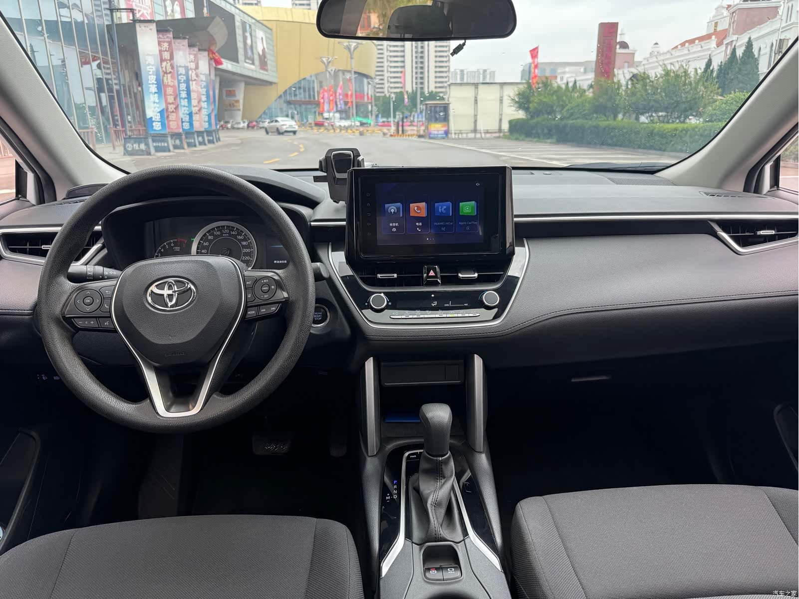 Toyota Frontlander, 2022 9