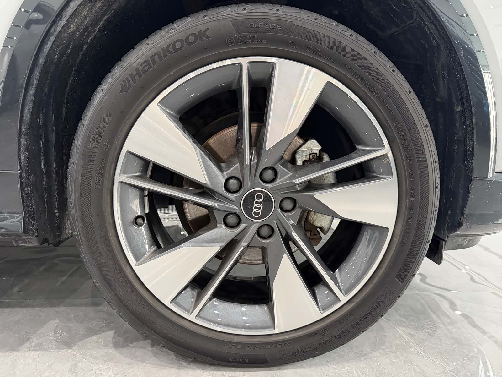 Audi Q2L, 2023 7