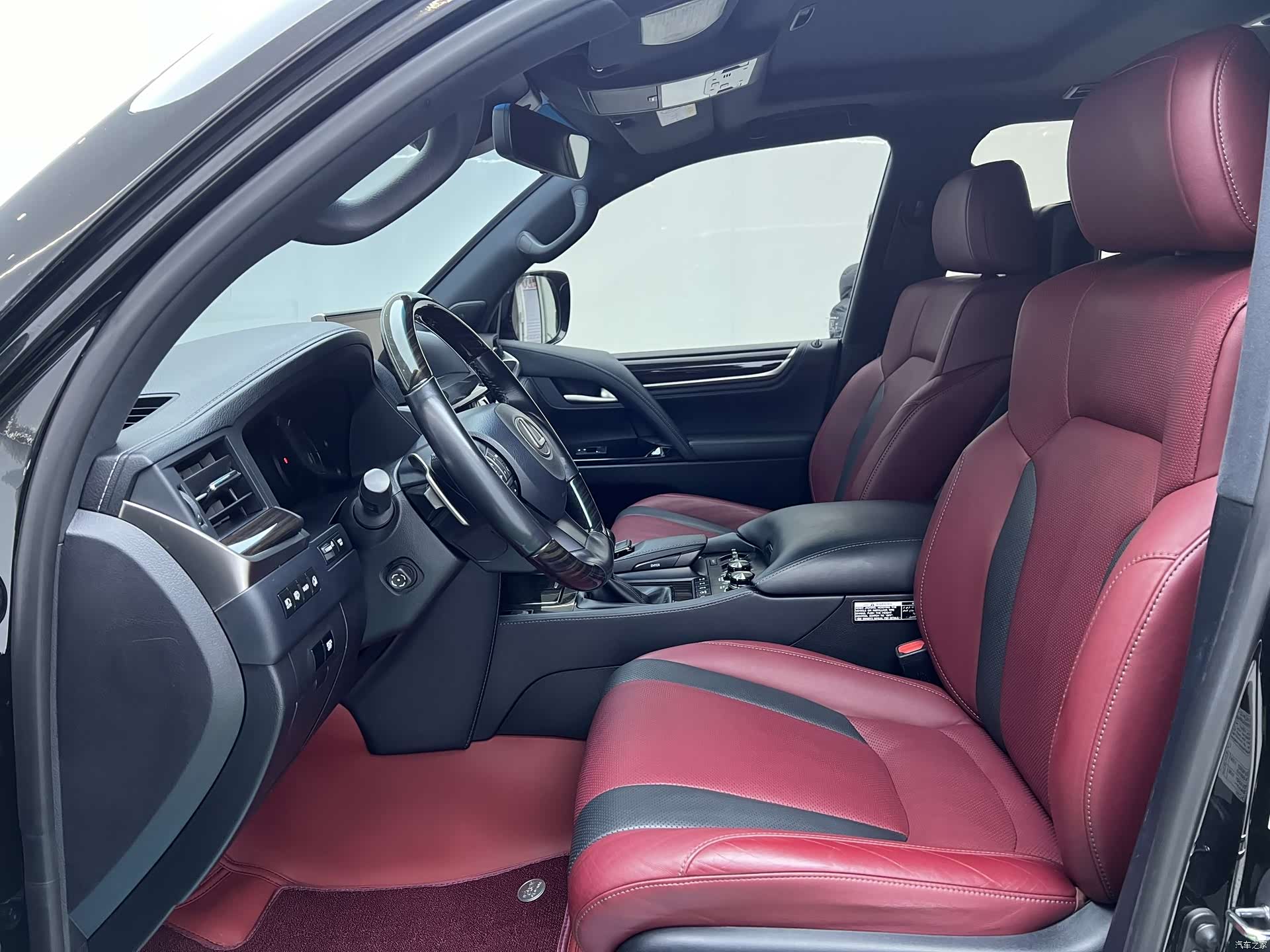 Lexus LX, 2019 19