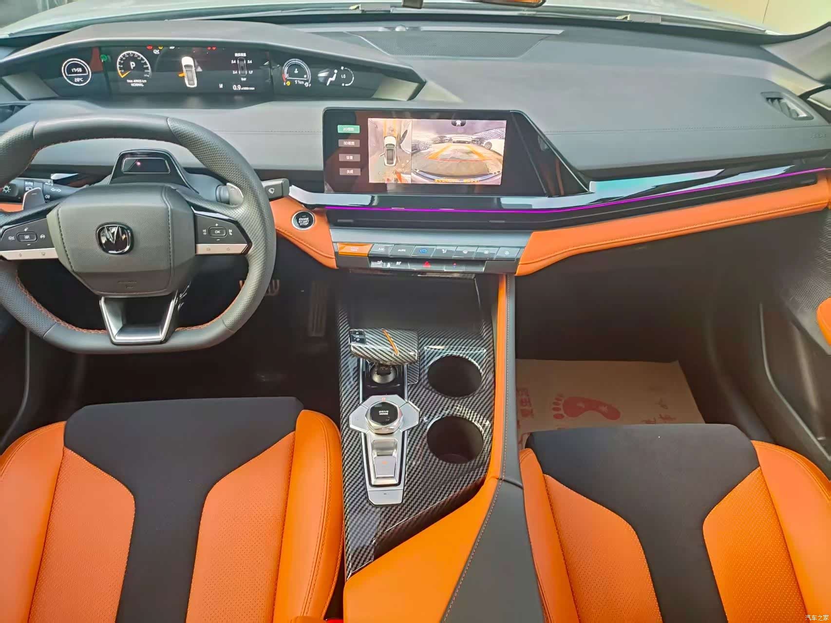 Changan UNI-V, 2022 10