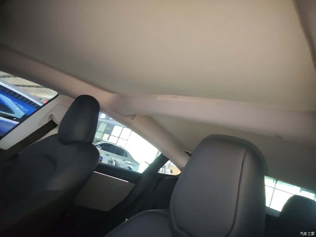 Tesla Model 3, 2024 18