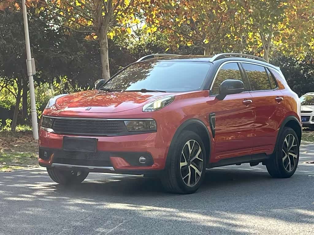 Lynk & Co 01 2017 2.0T Lite