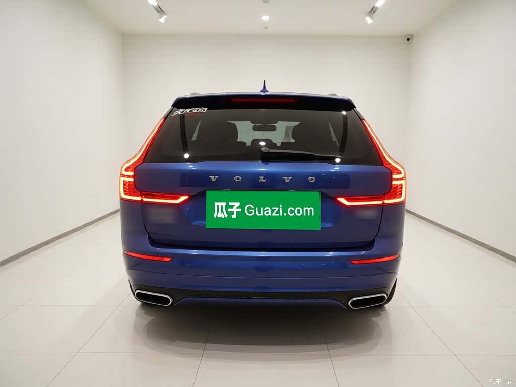 Volvo XC60, 2019 все фото