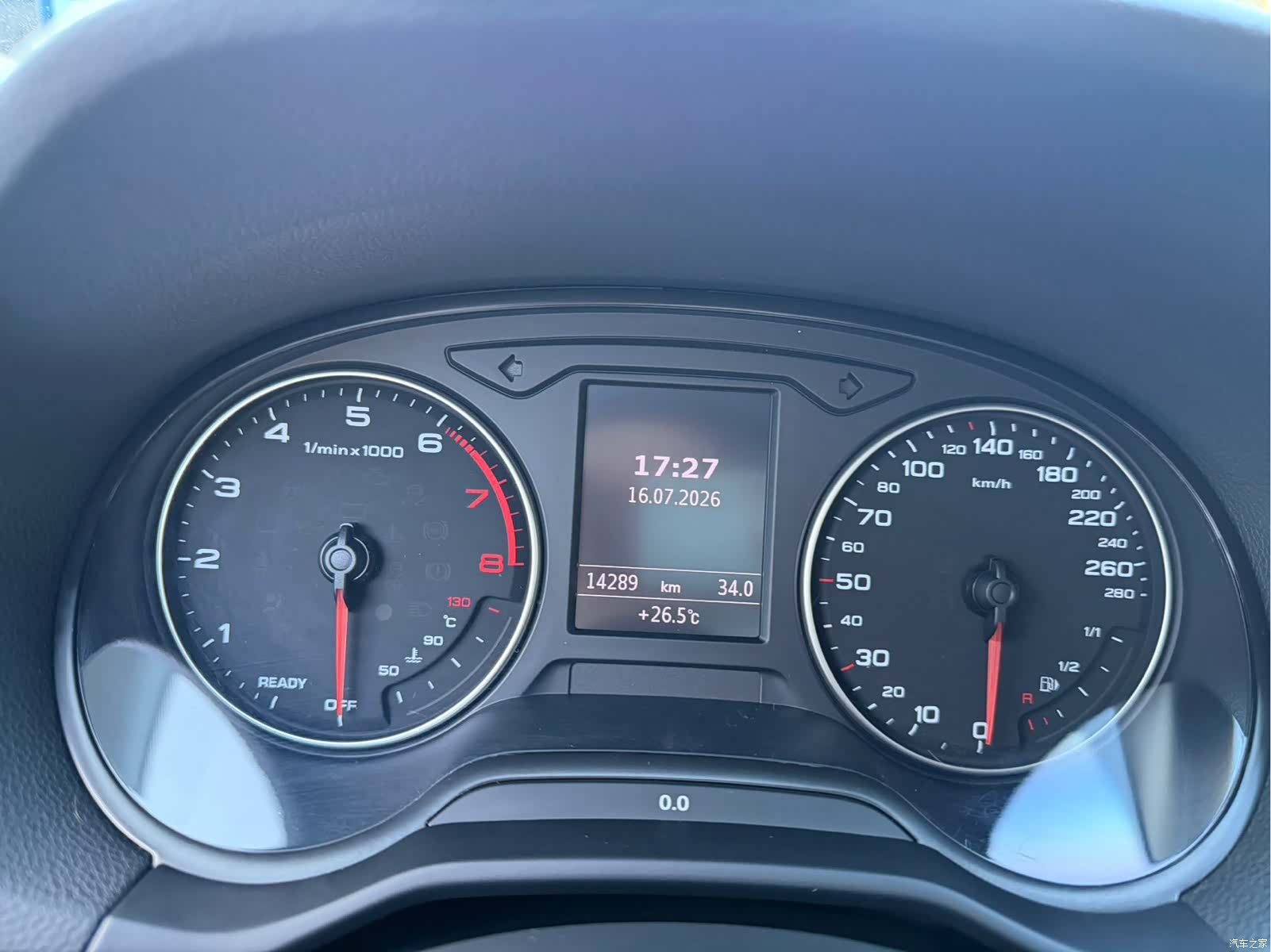 Audi Q2L, 2022 8