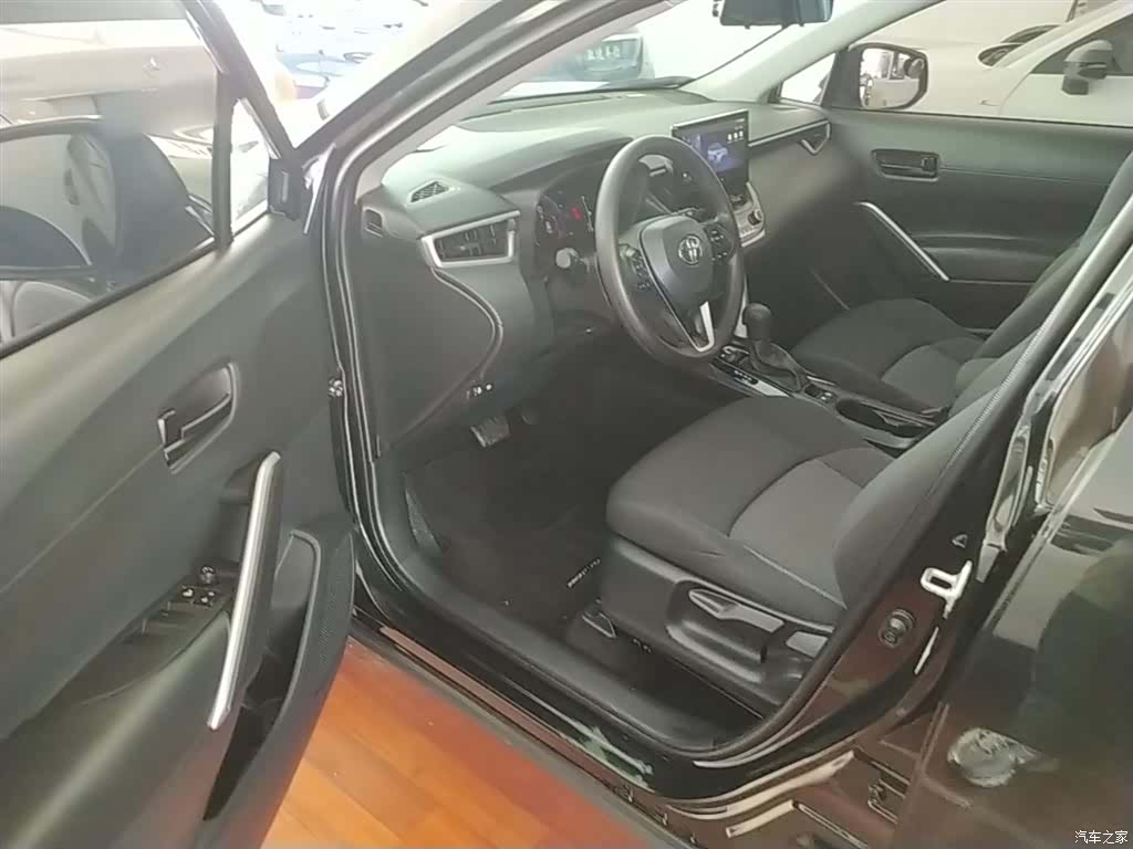 Toyota Frontlander, 2024 16