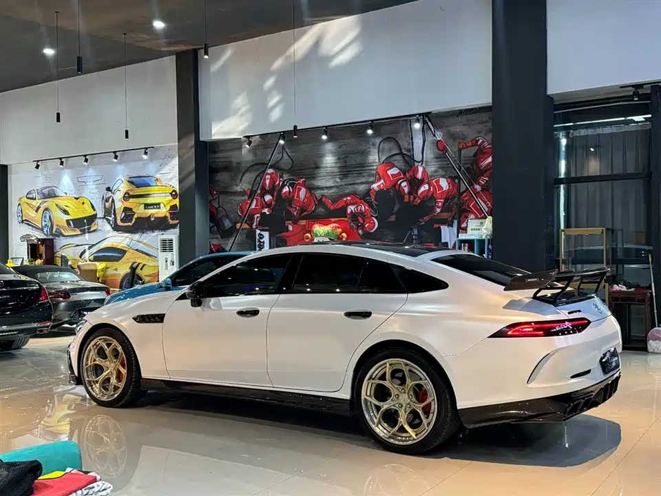 Mercedes-Benz AMG GT