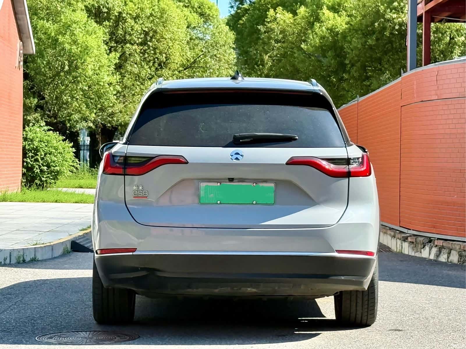 NIO ES8, 2021 8