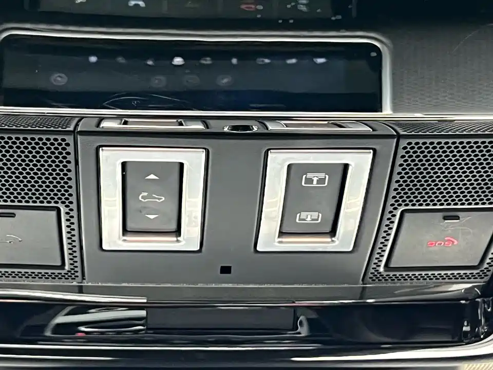 Land Rover Range Rover Star Pulse