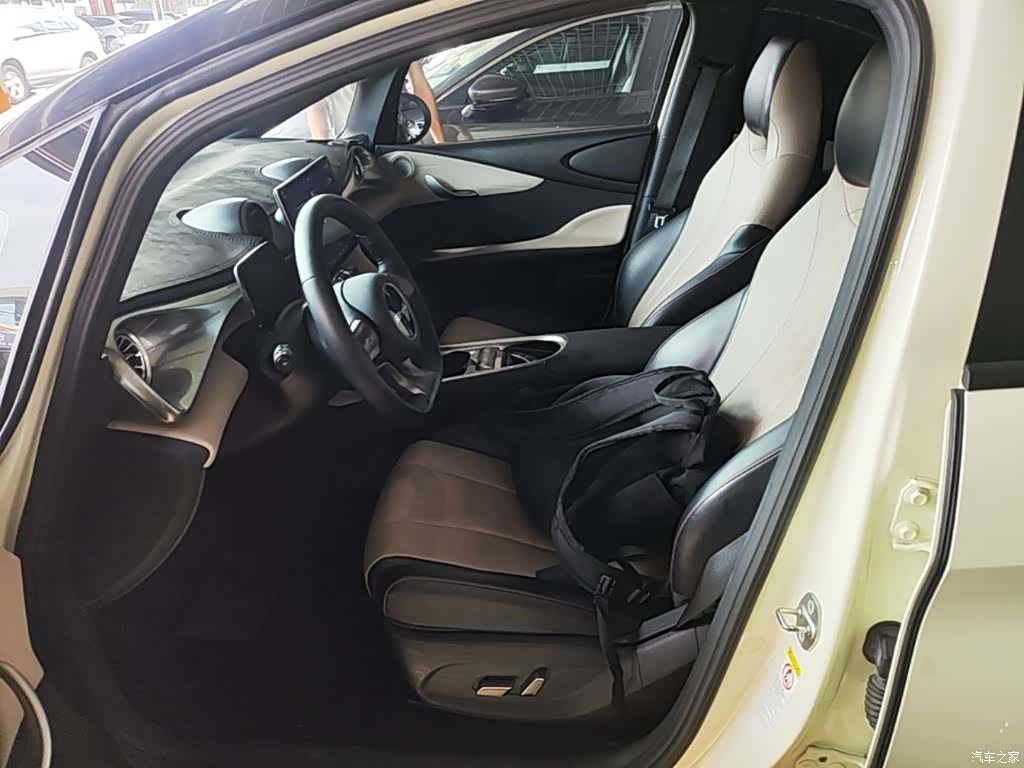 BYD Dolphin, 2023 15