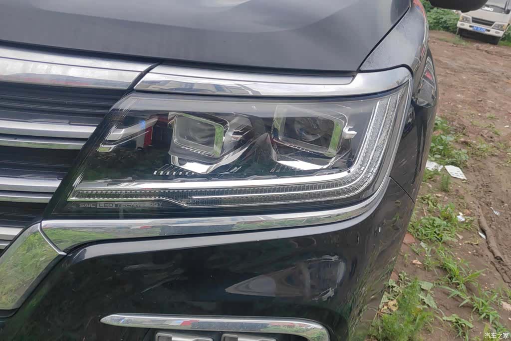 Roewe RX8, 2019 все фото