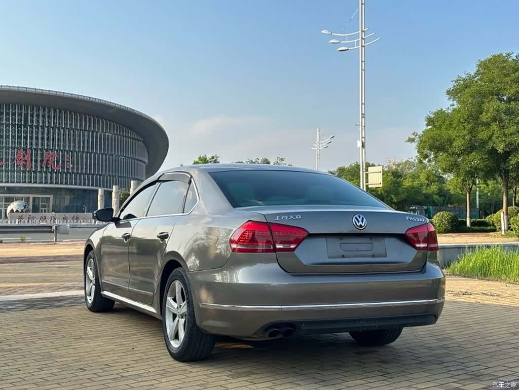 Volkswagen Passat, 2012 6