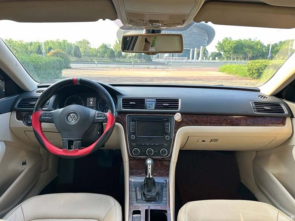 Volkswagen Passat, 2012 9