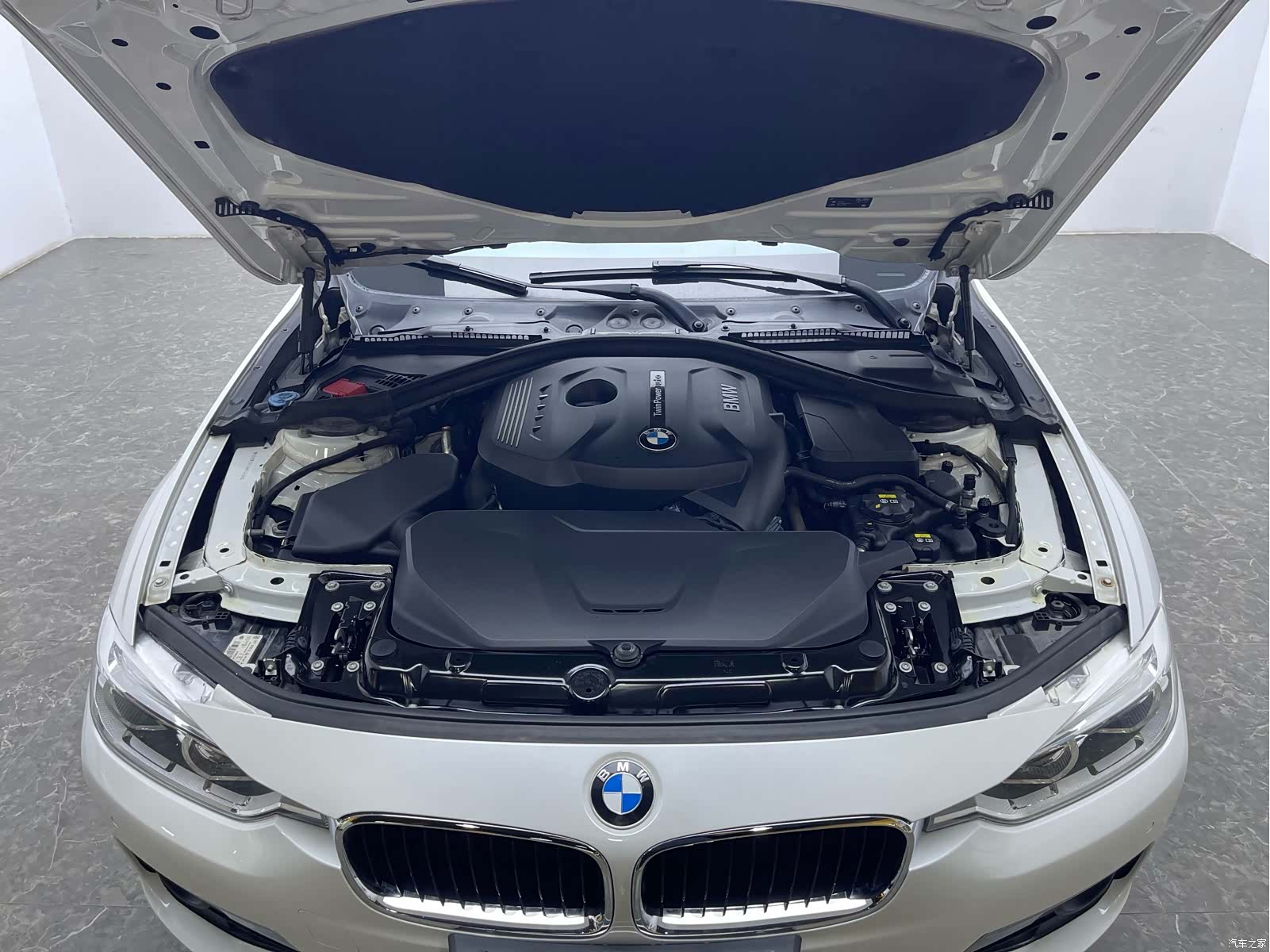 BMW 3 Series, 2018 17