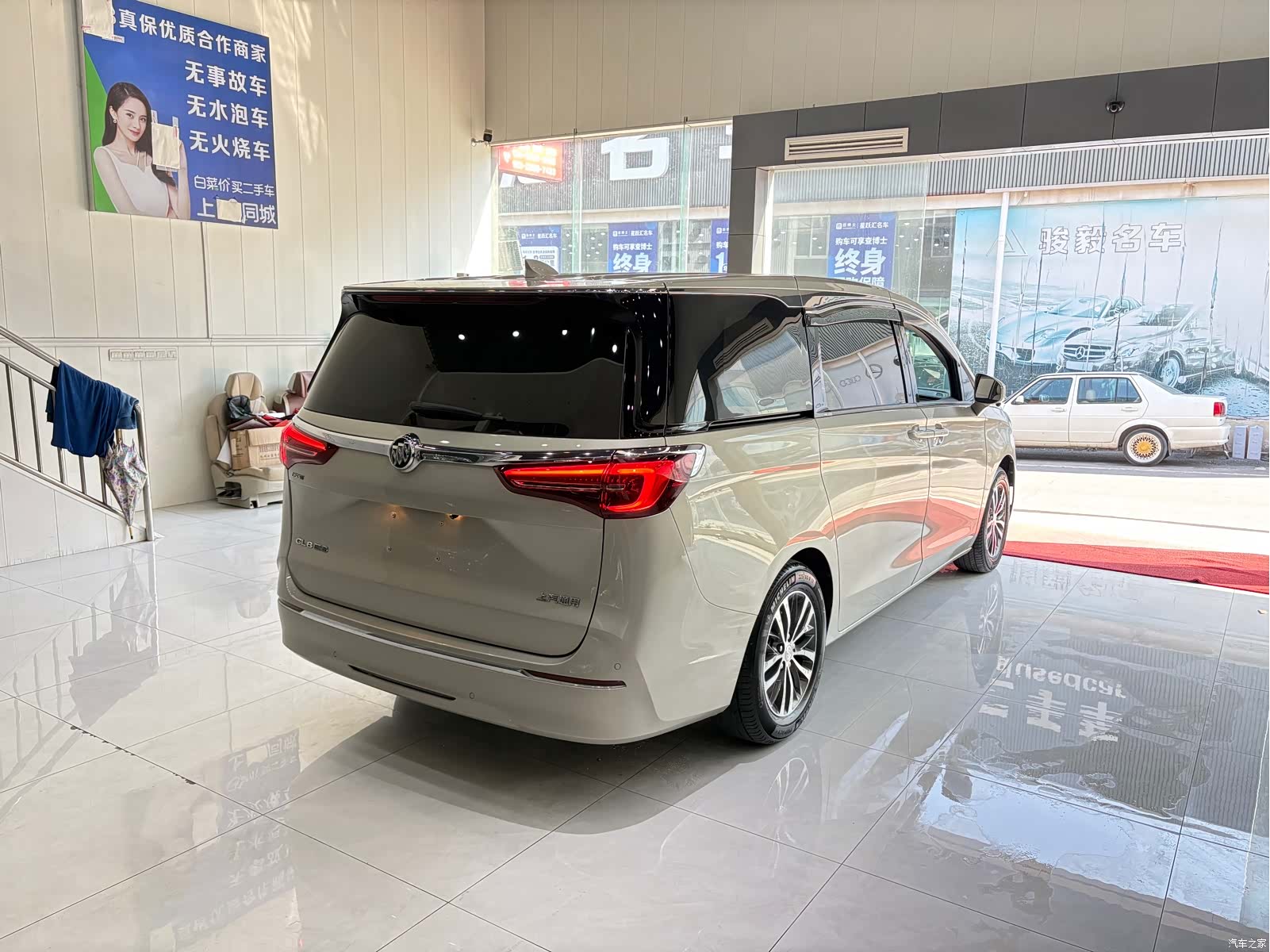 Buick GL8, 2022 6