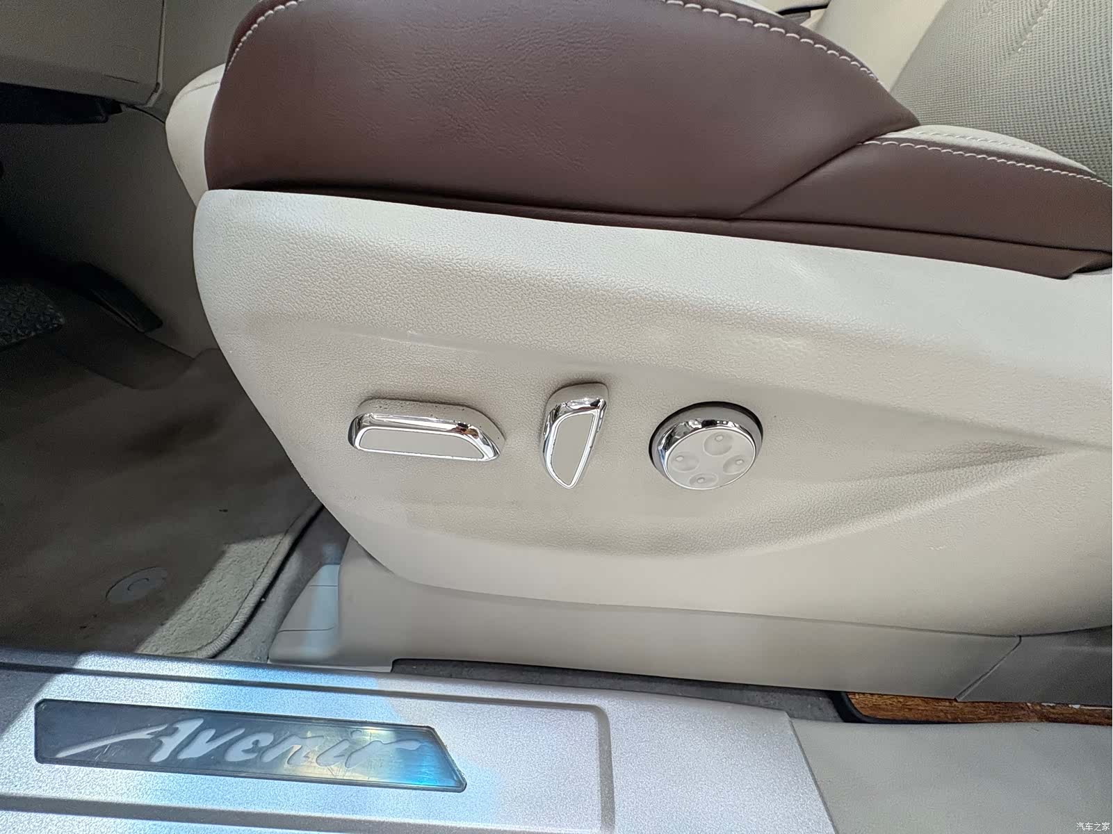 Buick GL8, 2022 8
