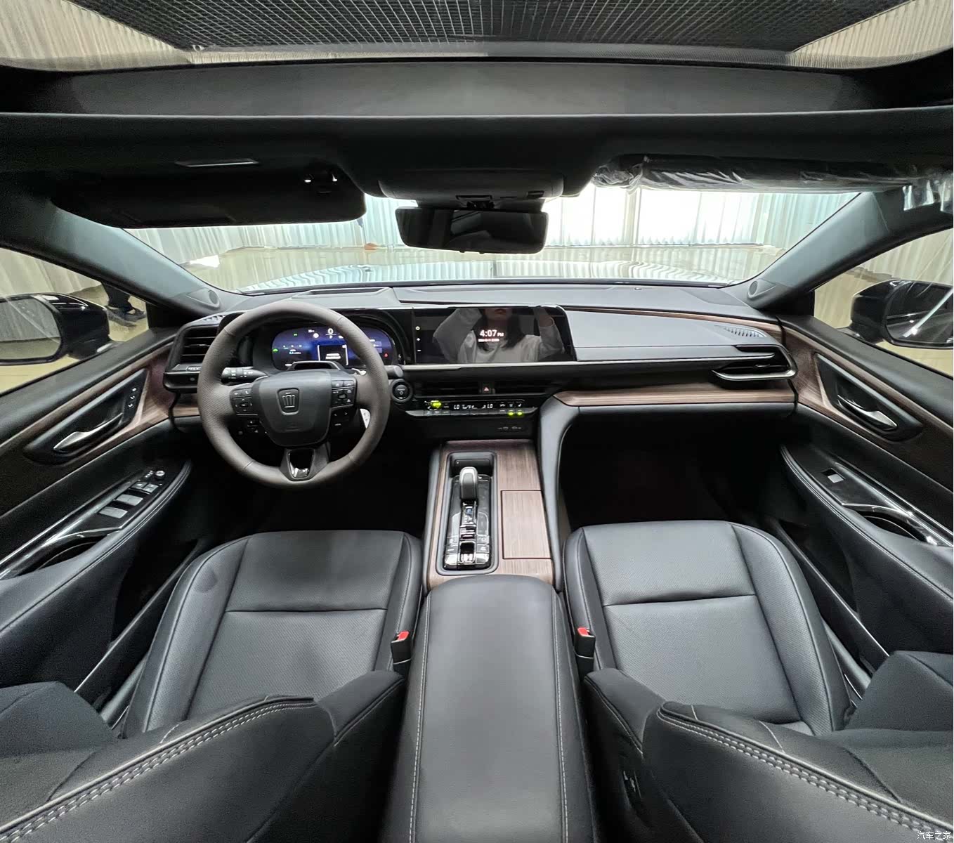 Toyota Crown, 2026 13