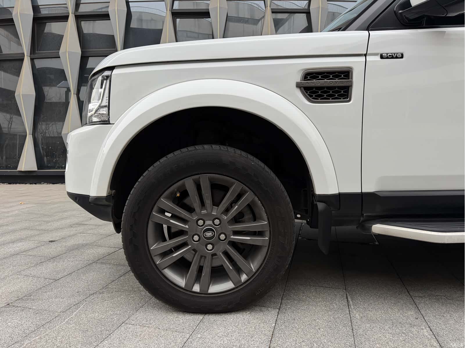 Land Rover Discovery, 2016 4