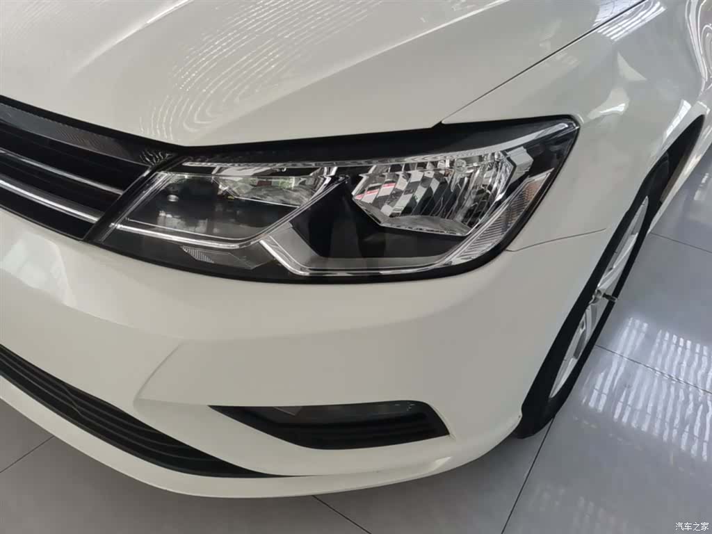 Volkswagen Lamando, 2016 24