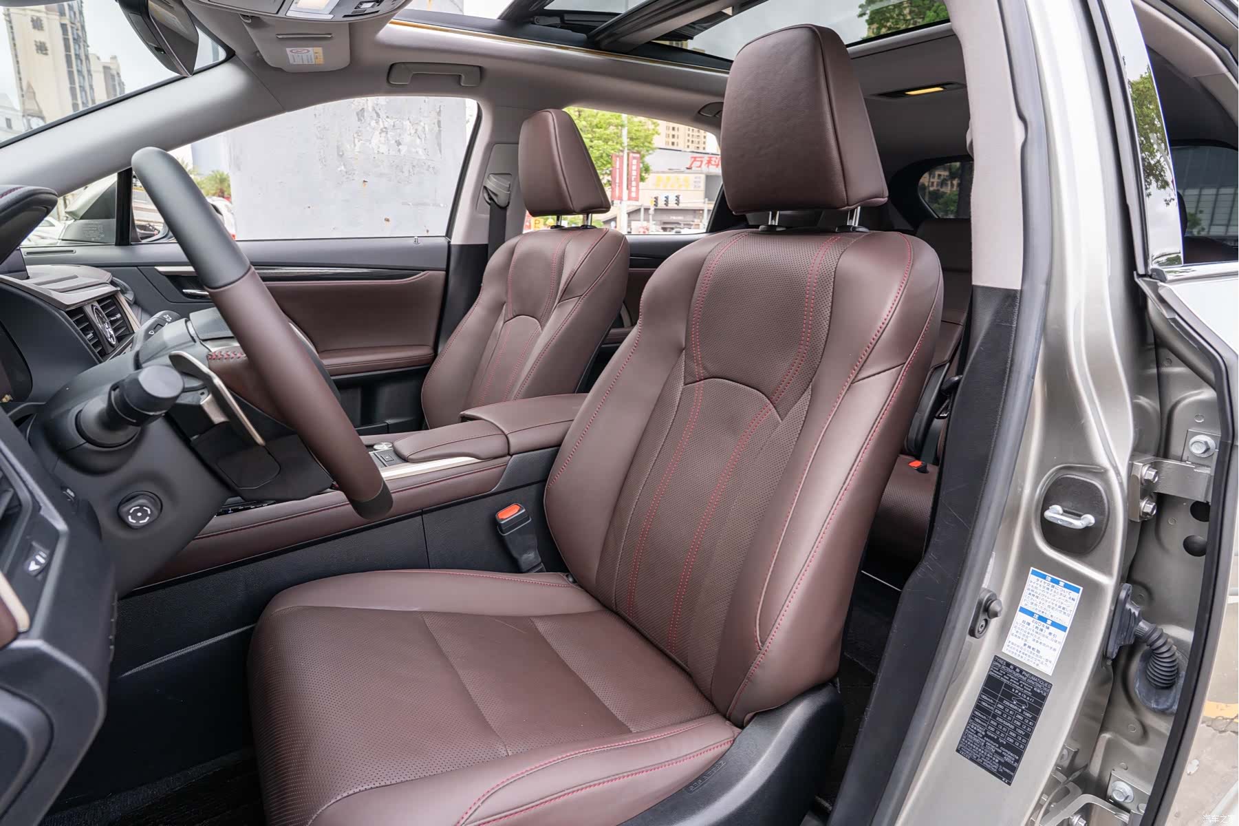 Lexus RX, 2022 11
