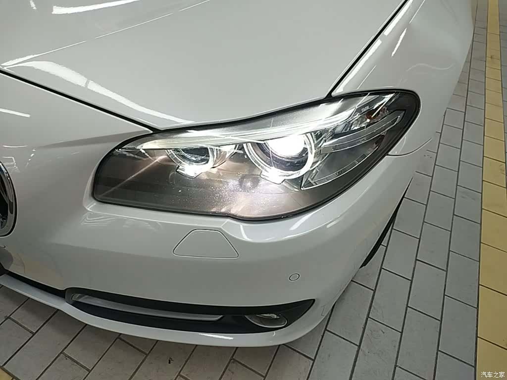 BMW 5 Series, 2015 24