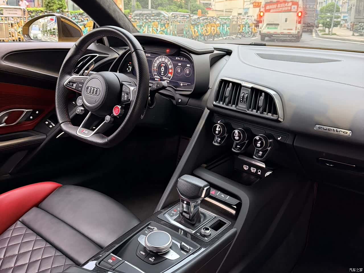 Audi R8, 2023 7