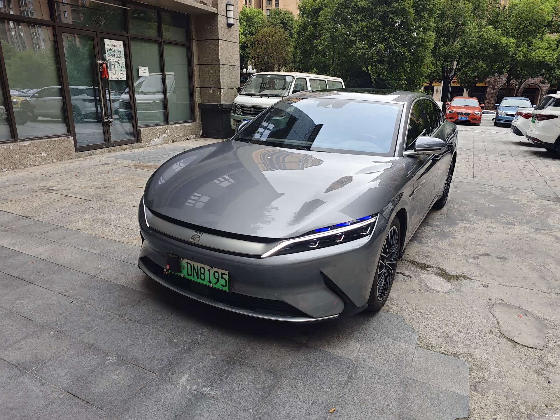 BYD Han, 2022 1