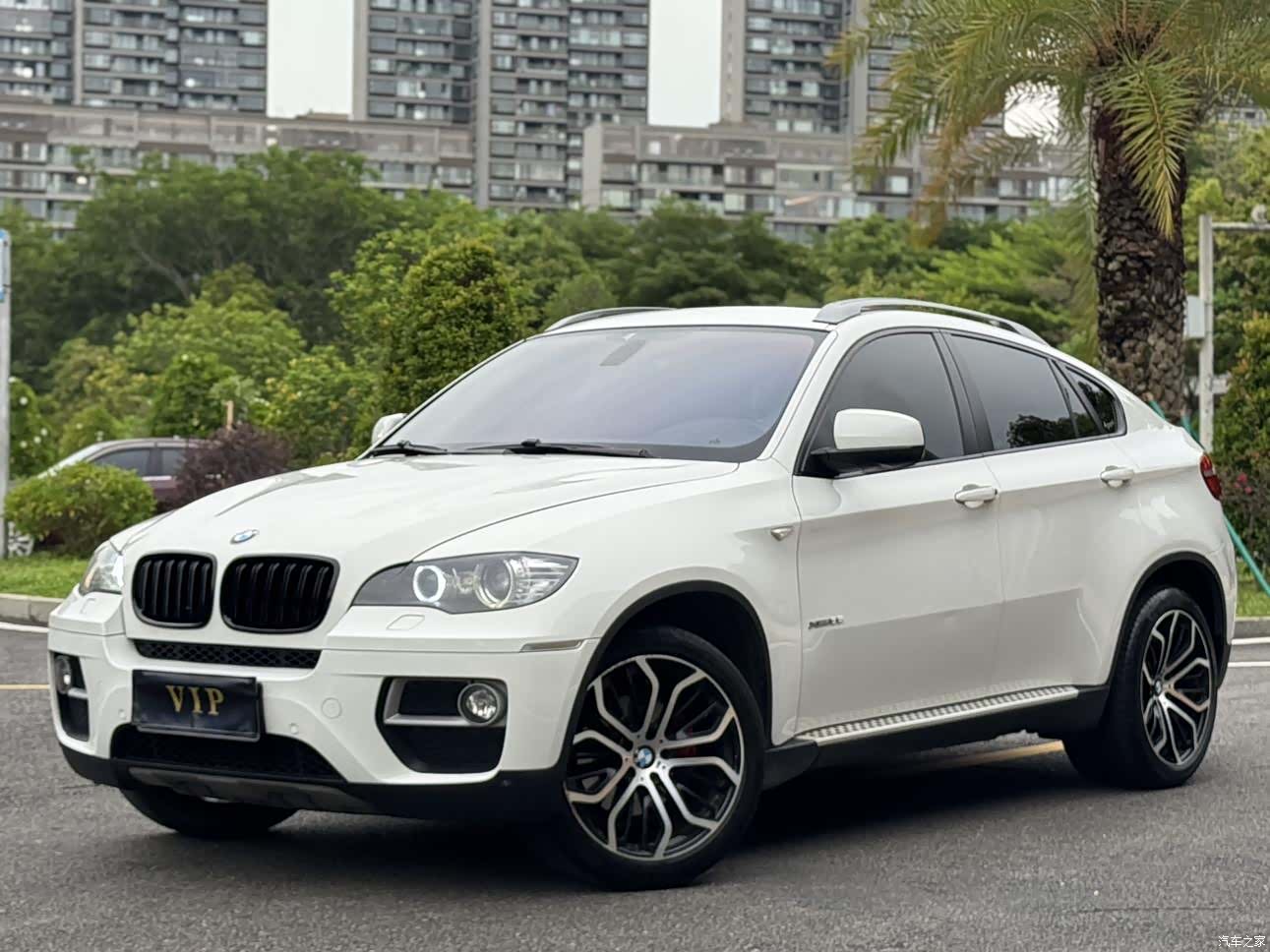 BMW X6, 2013 1