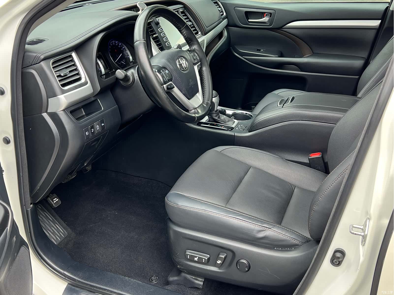Toyota Highlander, 2019 3