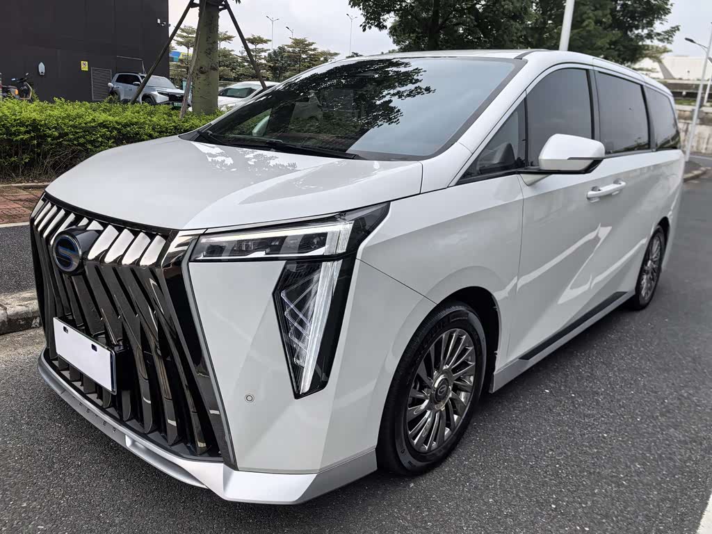 GAC M8