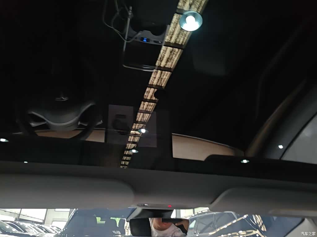 Tesla Model 3, 2023 18