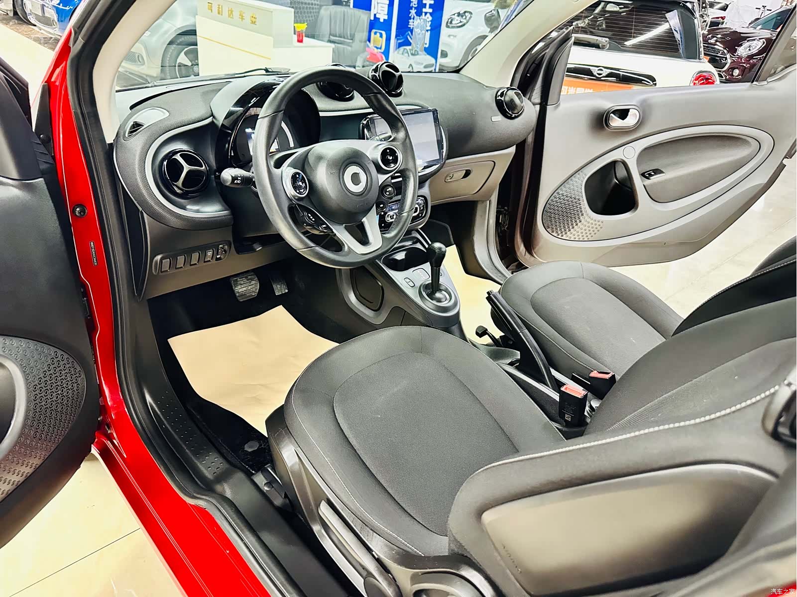 Smart Fortwo, 2019 16