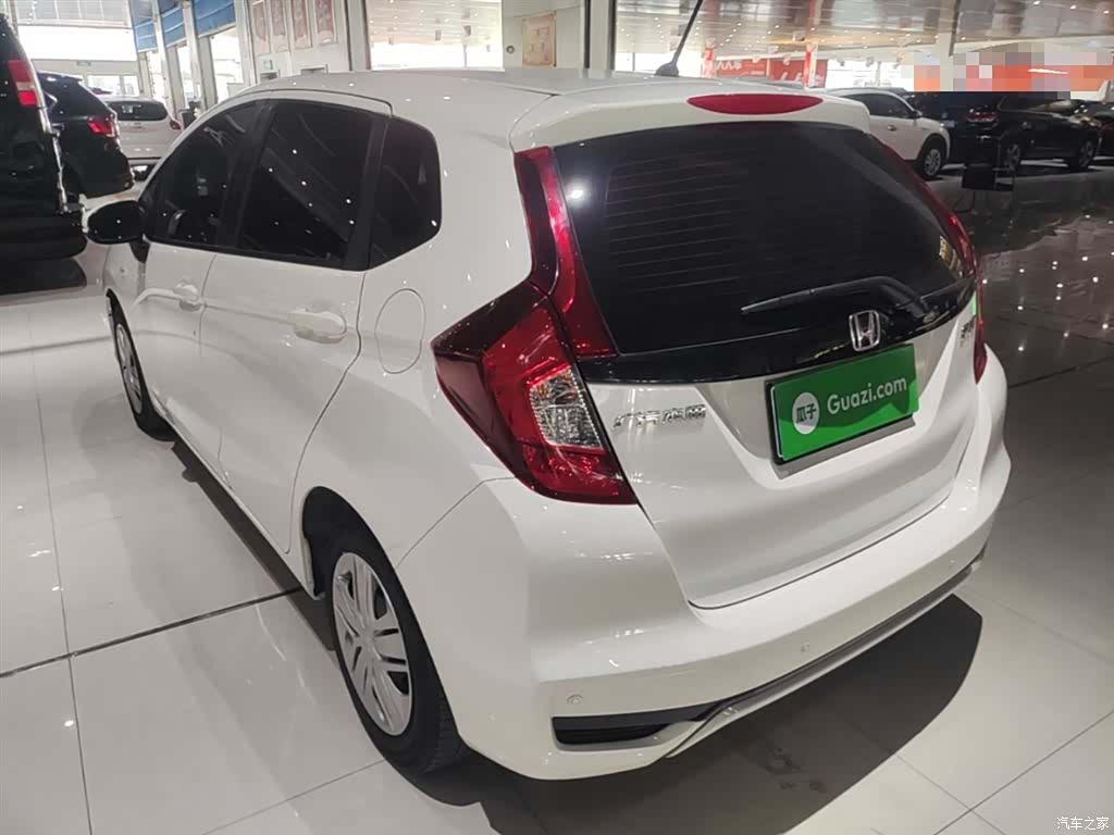 Honda Fit, 2018 все фото