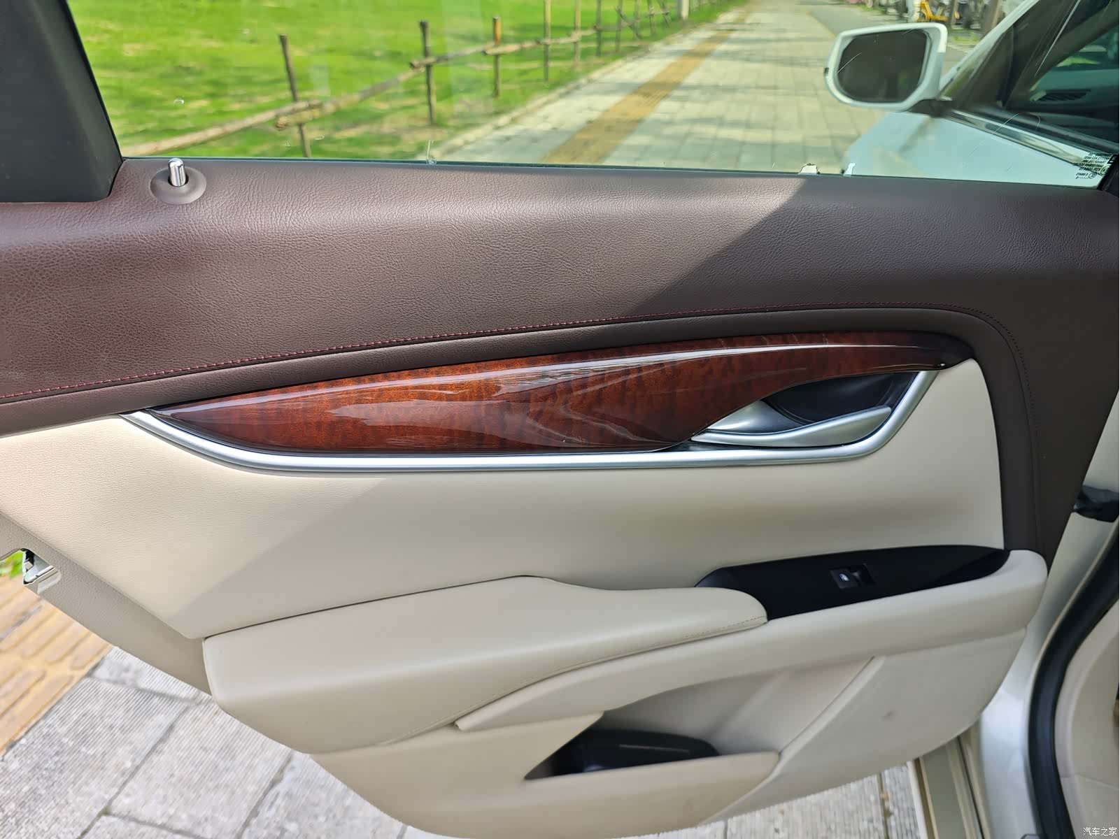 Cadillac XTS, 2016 11
