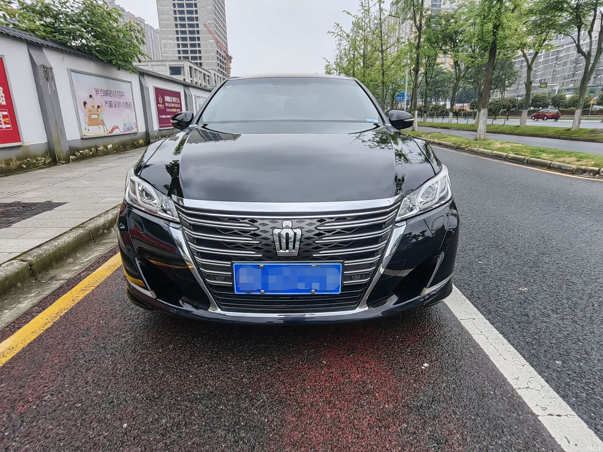 Toyota Crown, 2017 2