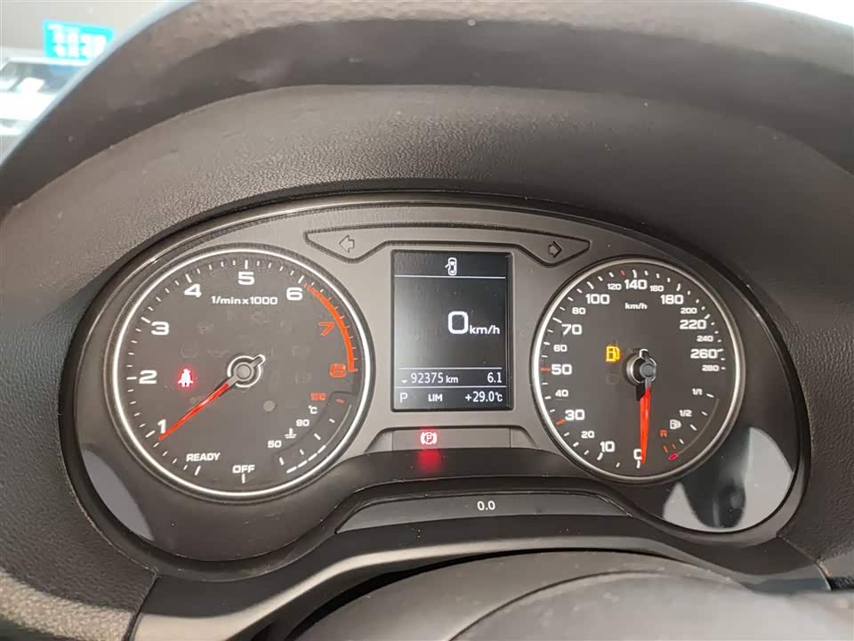 Audi Q2L Audi Q2L
