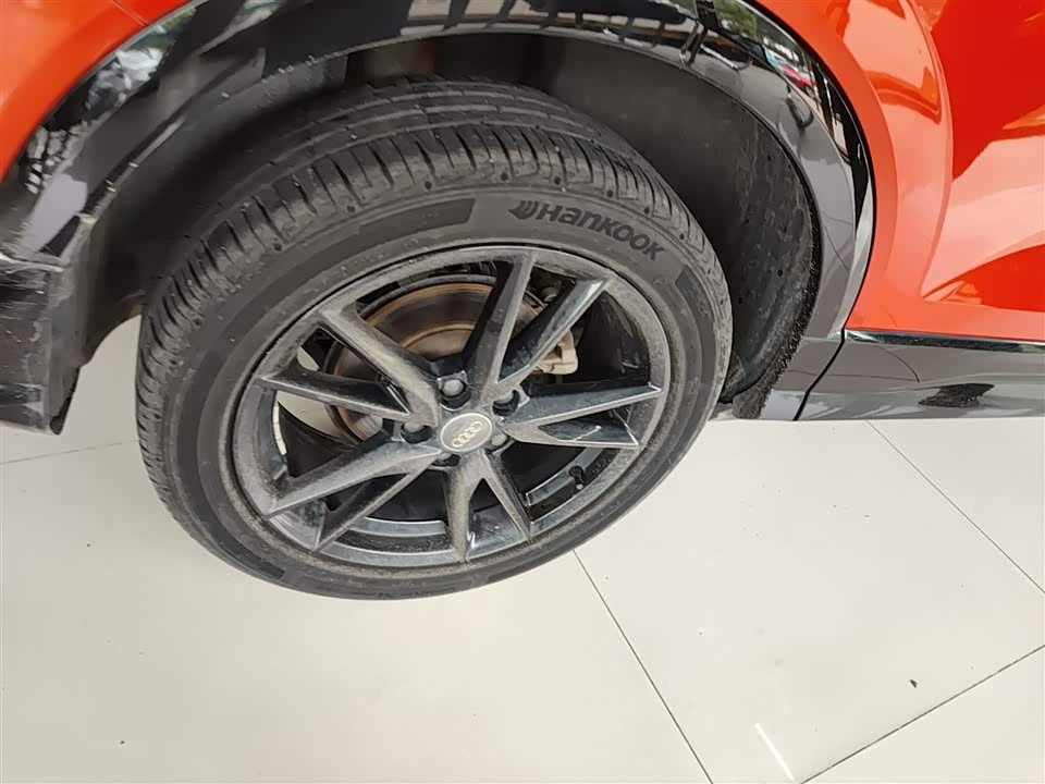 Audi Q2L Audi Q2L