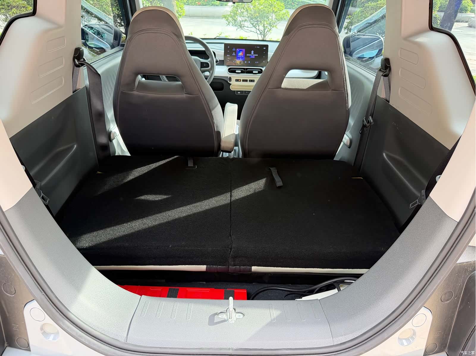 Geely Panda, 2025 12