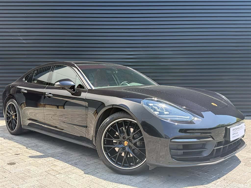 Porsche Panamera, 2023 2