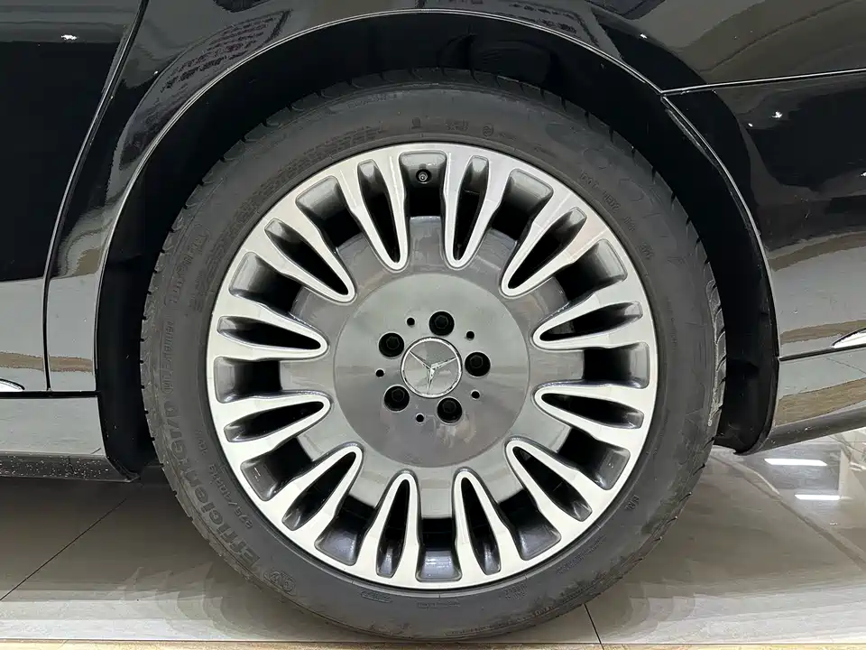 Mercedes-Benz Maybach S-class