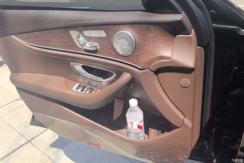 Mercedes-Benz E-Class, 2019 7