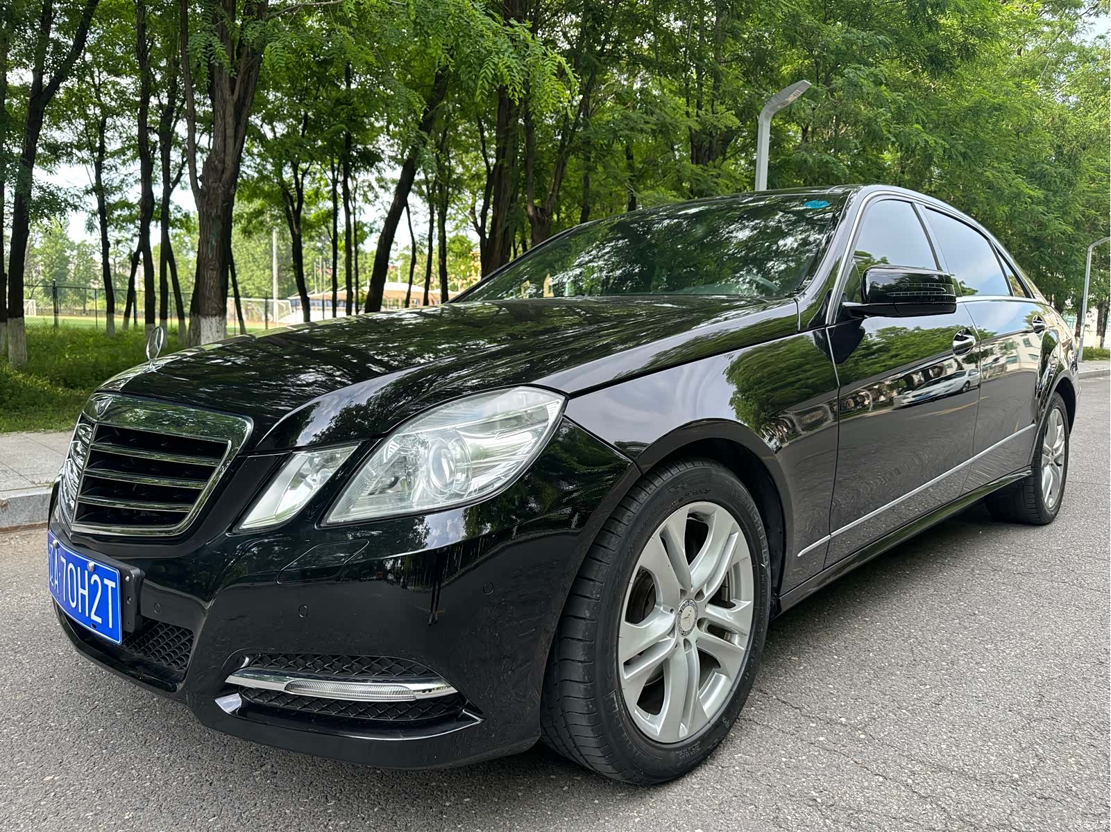 Mercedes-Benz E-Class, 2012 1